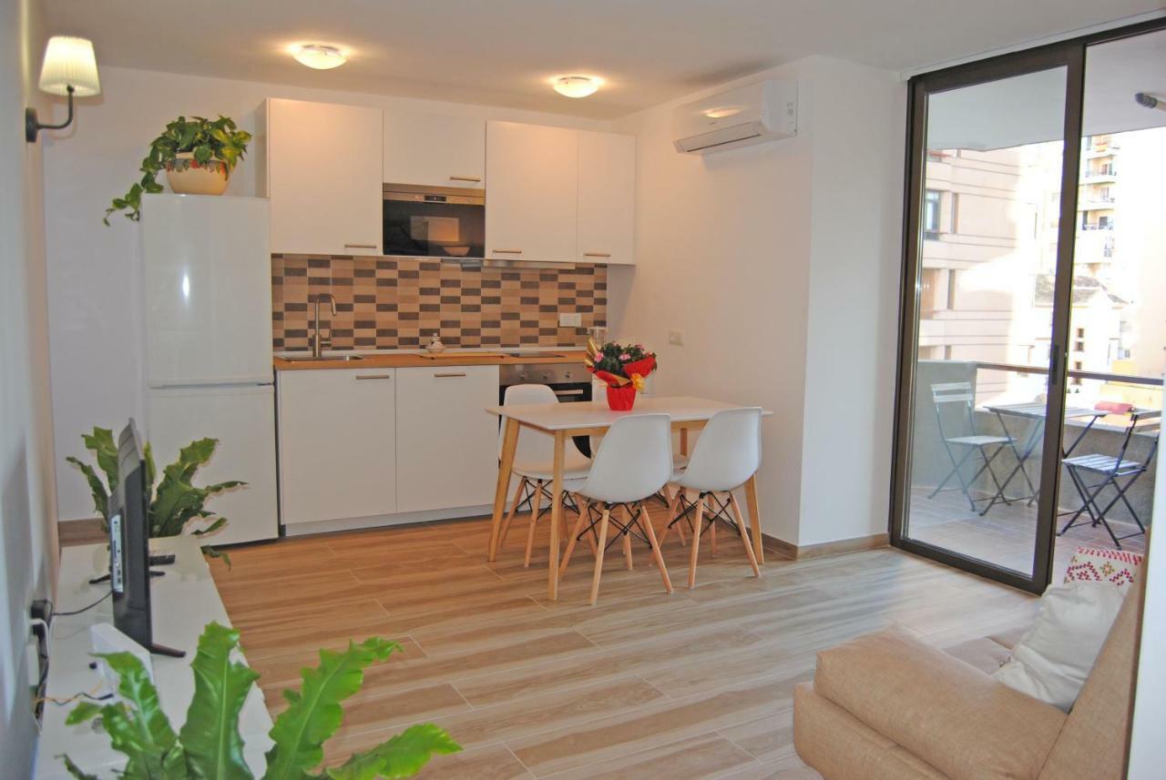 Recently Refurbished Apartment With Sea Views. Fuengirola Εξωτερικό φωτογραφία
